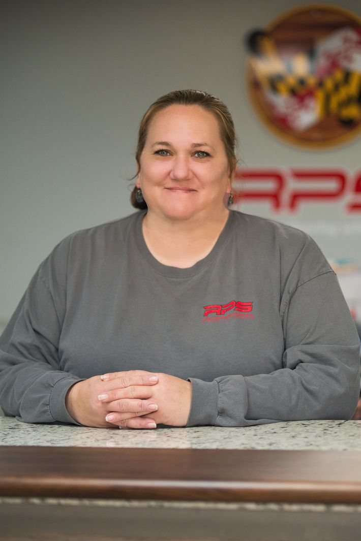 Vickie | Purchasing Manager and Sales | RPS Carpet and Flooring Wholesale